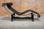 AlsNIEUW! zwarte leren Cassina LC 4 design chaise longue, Ophalen, Eenpersoons, Minder dan 75 cm, Design