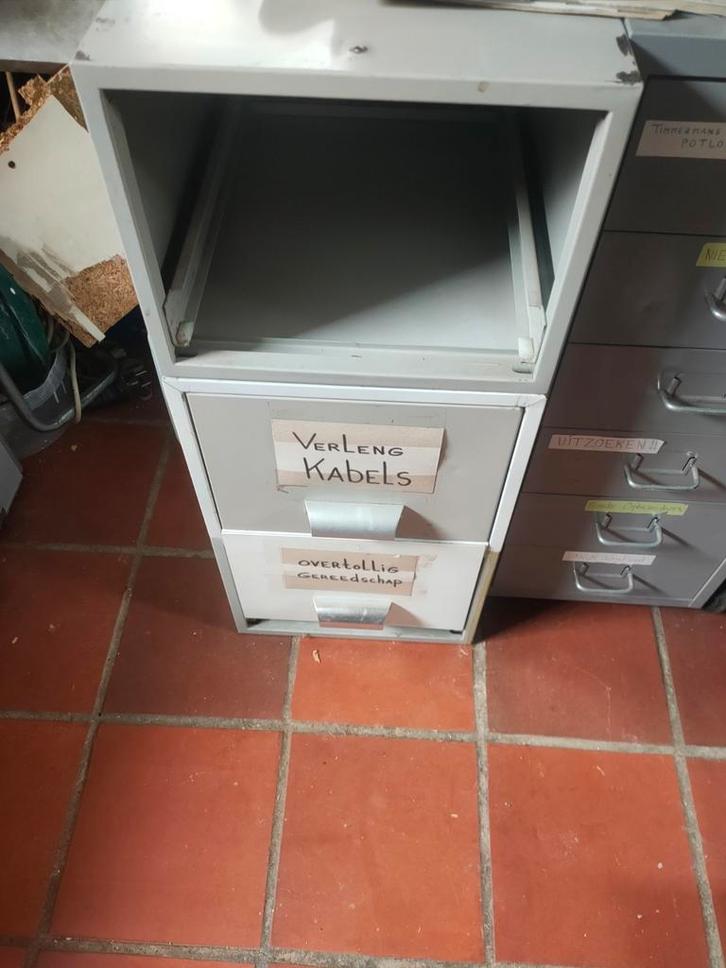 metalen ladekast met 6 vakken, Doe-het-zelf en Verbouw, Overige Doe-het-zelf en Verbouw, Zo goed als nieuw, Ophalen