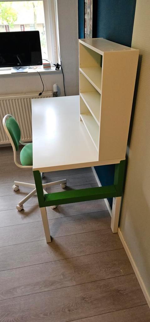 IKEA Kinderbureau met opzetkastje PAHL, Huis en Inrichting, Bureaus, Gebruikt, Bureau, Ophalen of Verzenden