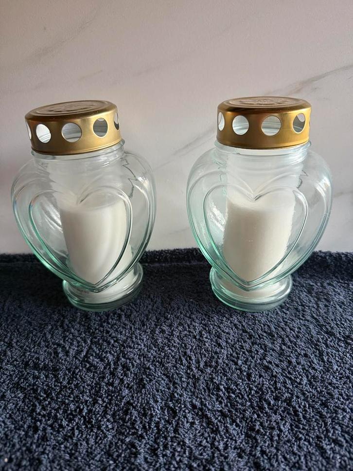 2x Grafkaars. Herdenkingskaars, Huis en Inrichting, Woonaccessoires | Kandelaars en Kaarsen, Nieuw, Minder dan 25 cm, Overige materialen