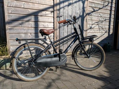 Altec Urban - 22 inch fiets, Fietsen en Brommers, Fietsen | Jongens, Gebruikt, 22 inch, Handrem, Ophalen