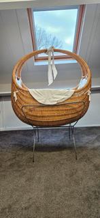 Wieg (rieten kranten mand), Kinderen en Baby's, Ophalen of Verzenden, Gebruikt, Wieg