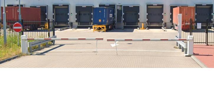 elka elektrische slagboom 5 of 10 mtr doorgang, Tuin en Terras, Tuinhekken en Hekwerk, Zo goed als nieuw, IJzer, Ophalen