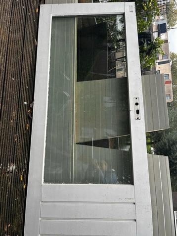 Massief houten buitendeur met glas - wit/grijs beschikbaar voor biedingen