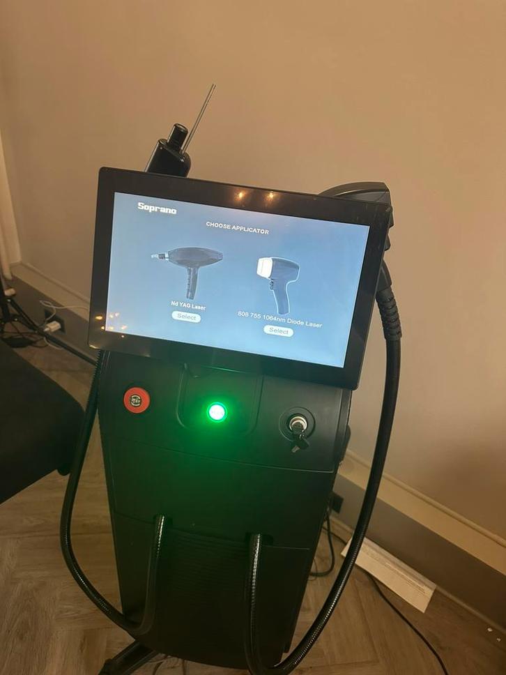 Diode Ice quatro wave length and tattoo en pmu laser removal, Witgoed en Apparatuur, Persoonlijke-verzorgingsapparatuur, Zo goed als nieuw