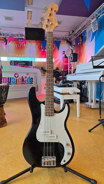 Phoenix SB BK Bas gitaar beschikbaar voor biedingen