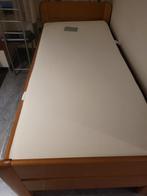 Seniorenbed met elektrische verstelbare lattenbodem, Ophalen of Verzenden, Eenpersoons, Hout, 90 cm