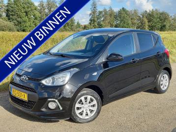 Hyundai i10 1.0i i-Motion Go! Clima/Cruise/Navi beschikbaar voor biedingen