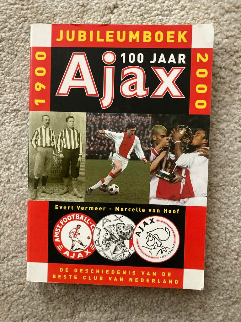 Jubileumboek Ajax 100 Jaar, Boeken, Ophalen of Verzenden, Zo goed als nieuw, Denksport