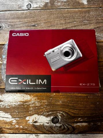 Casio Exilim Zoom EX-Z75 Silver beschikbaar voor biedingen