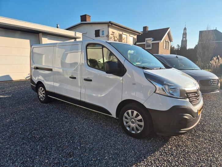 Renault Trafic 1.6 DCI 92KW 2018 l2h1, Auto's, Bestelauto's, Particulier, ABS, Airbags, Airconditioning, Alarm, Bluetooth, Boordcomputer