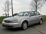 Chevrolet Evanda 2.0 Class Nette staat, NAP Automaat, Auto's, Chevrolet, Origineel Nederlands, Te koop, Zilver of Grijs, 5 stoelen