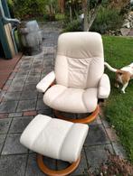 Stressless stoel herenmodel
Wit lederen fauteuil, Huis en Inrichting, Ophalen, Zo goed als nieuw