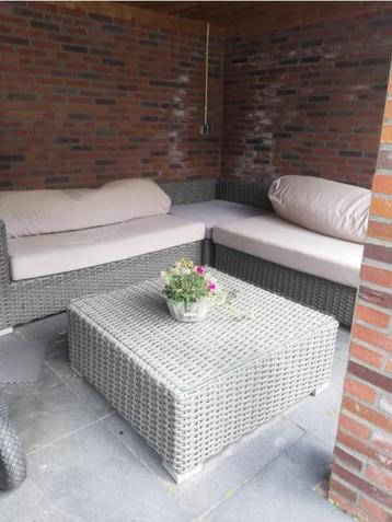 Tuinset beschikbaar voor biedingen