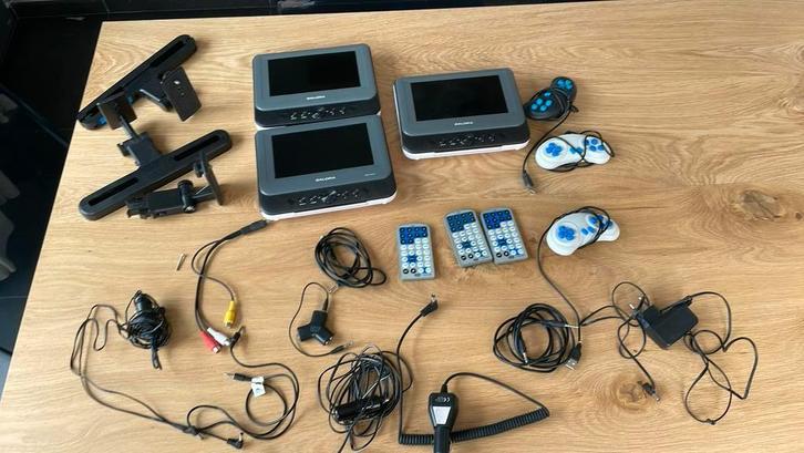 Salora portable dvd speler auto vakantie caravan 3 schermen, Audio, Tv en Foto, Dvd-spelers, Gebruikt, Dvd-speler, Overige merken