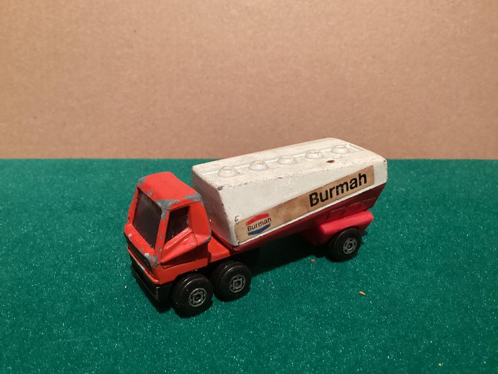 Freeway gastanker van Matchbox., Ophalen of Verzenden, Gebruikt, Bus of Vrachtwagen, Matchbox