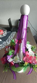 decoratie witte pion met bloemenkrans erom, Huis en Inrichting, Woonaccessoires | Kransen, Ophalen of Verzenden, Gebruikt