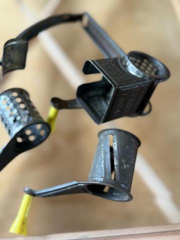 Vintage Mouli Grater – metalen handrasp met 2 trommels beschikbaar voor biedingen