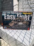 Asuka M4A3E8 Sherman 1:35, Hobby en Vrije tijd, Modelbouw | Auto's en Voertuigen, Overige merken, Tank, 1:32 tot 1:50, Nieuw