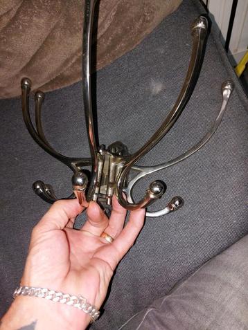 Art Deco  1930 ? Jugendstil  kapstokhaken  kapstokhaak beschikbaar voor biedingen