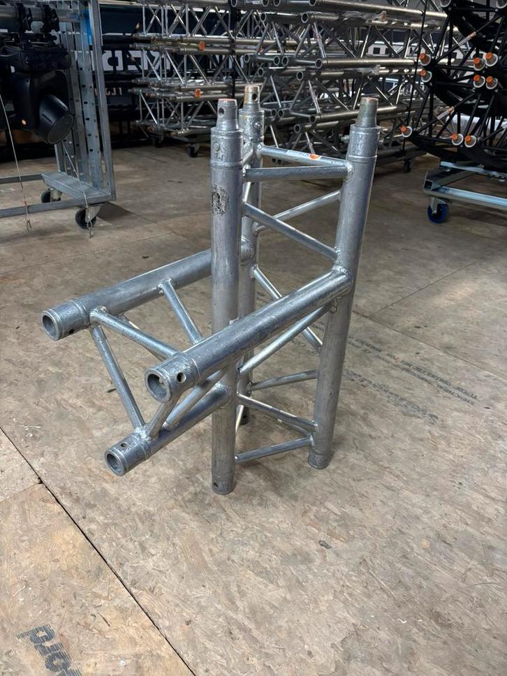 Protruss Pro33 C370 3-weg T-stuk, Muziek en Instrumenten, Licht en Laser, Gebruikt, Licht, Ophalen