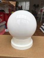 Vintage bollamp, wit,, Huis en Inrichting, Lampen | Plafondlampen, Ophalen of Verzenden, Gebruikt, Glas, Vintage
