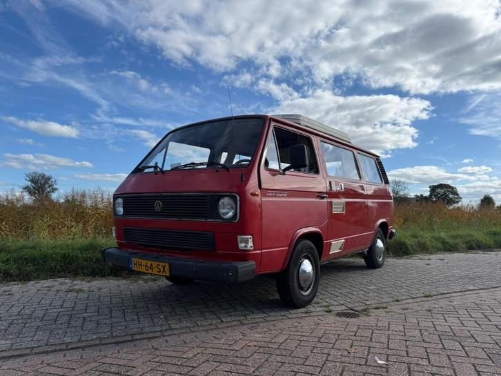 Volkswagen T3 camper 1981 Rood / Stuurbekr. / Nieuwe apk, Caravans en Kamperen, Campers, Particulier, tot en met 2, Buscamper of Camperbus