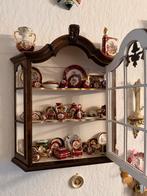 Antiek Limoges Porselein Collectie met wandkastje, Ophalen of Verzenden