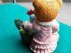 Beeldje van beer met kip, Verzamelen, Beelden en Beeldjes, Ophalen of Verzenden