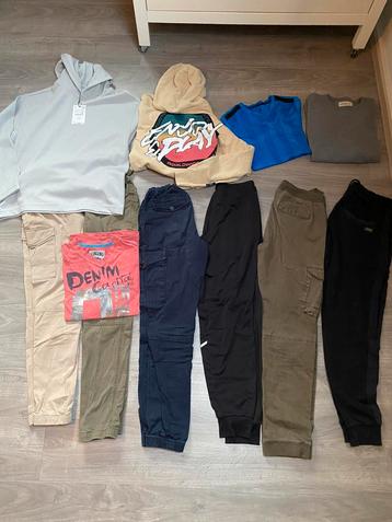 Groot kledingpakket maat 164-170 jongen 14/15 jaar beschikbaar voor biedingen