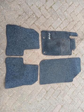 Mattenset peugeot 206 beschikbaar voor biedingen