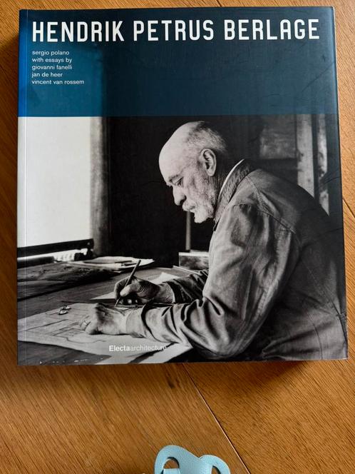 Hendrik petrus berlage zachte kaft engels conditie zeer goed, Boeken, Kunst en Cultuur | Architectuur, Ophalen of Verzenden