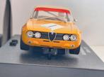 AutoArt Alfa Romeo Giulia GTam Jarama 1970 Met Licht 13673, Kinderen en Baby's, Speelgoed | Racebanen, Overige merken, Racebaan