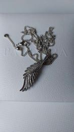 🎁 Originele Pandora  ketting met hanger veer zirkonia's, Sieraden, Tassen en Uiterlijk, Broches, Ophalen of Verzenden, Zo goed als nieuw