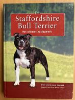 De Staffordshire Bull Terrier -  Clare Lee, Joyce Shorrock, Boeken, Verzenden, Gelezen, Honden