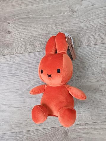 Nijntje knuffel 23cm beschikbaar voor biedingen