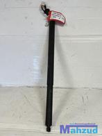 LANDROVER DISCOVERY 5 L462 achterklep gasveer 2017-2022, Ophalen of Verzenden, Gebruikt, Land Rover