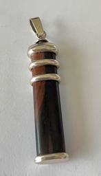 DESIGN kettinghanger . Zilver met hout, Overige voorstellingen, Nieuw, Ophalen of Verzenden, Zilver