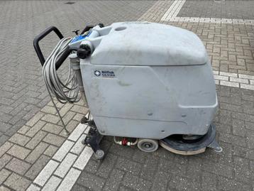 Nilfisk CA/510 S Schrobzuigmachine elektrisch beschikbaar voor biedingen