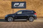 BMW X1 sDrive18i High Executive, NAP, Leder, Pano, Ambient, Met garantie (alle), Zwart, Bedrijf, 3 cilinders