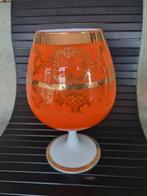 Prachtige jaren 50 melkglazen bokaal oranje/goud, Gebruikt, Oranje, Ophalen of Verzenden, Glas