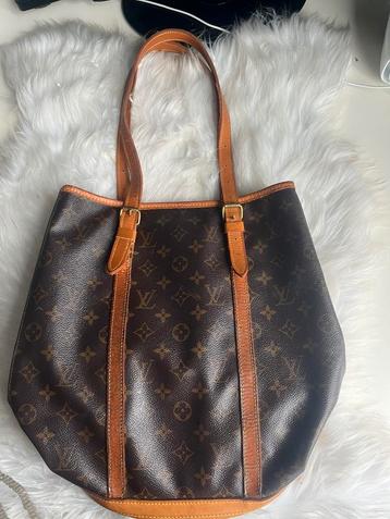 Louis Vuitton Bucketbag  beschikbaar voor biedingen