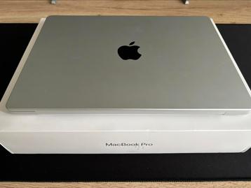 Macbook Pro M1 pro 14” 16GB 512 GB SSD beschikbaar voor biedingen