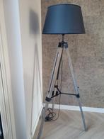 Lamp driepoot met lampenkap, Ophalen, Zwart, Rond, 50 cm of meer