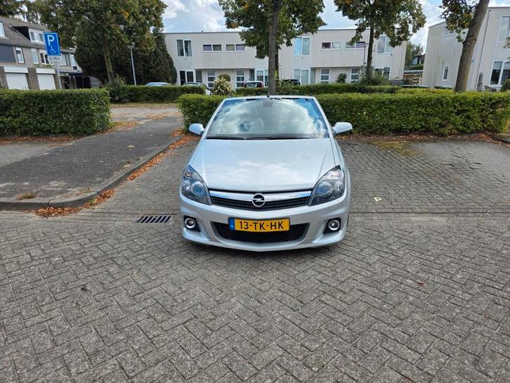 Opel Astra 1.8-16V 140pk 2006 Grijs, Auto's, Opel, Particulier, Astra, Benzine, D, Cabriolet, Handgeschakeld, Origineel Nederlands