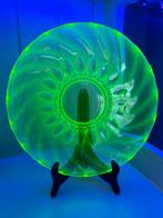 Uranium bord, Ophalen of Verzenden