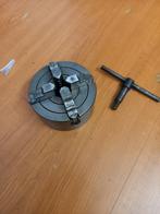 Vierklaauw rond 100 mm en doorlaat van 26 mm, Ophalen of Verzenden, Zo goed als nieuw, Actiefiguurtje