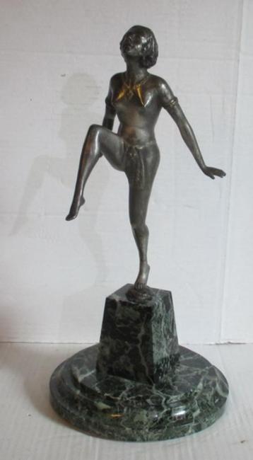 art deco bronzen danseres op marmer E Urbain beschikbaar voor biedingen