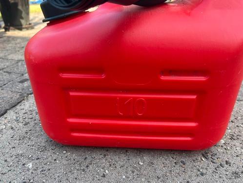 Benzine Jerrycan 10L met Schenktuit, Auto diversen, Overige Auto diversen, Ophalen of Verzenden
