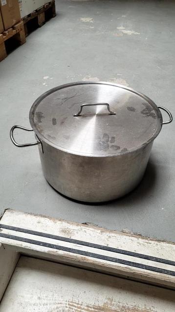 Kookpan + deksel 29 l beschikbaar voor biedingen